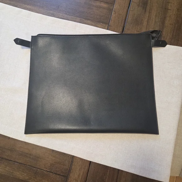 NWOT BEIS Black Leather Laptop Case - Picture 2 of 5